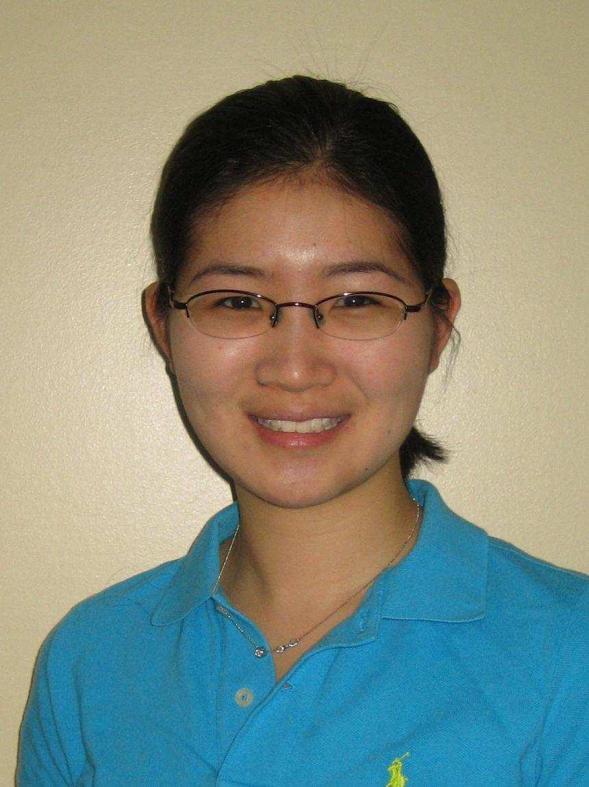 18 Vivienne Sze (S 04-M 10) received the B.A.Sc. (Hons) degree in electrical engineering from the University of Toronto, Toronto, ON, Canada, in 2004, and the S.M. and Ph.D.