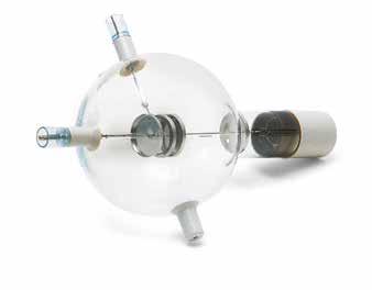 P-1000646 P-1000647 P-1000653 Triode D Highly evacuated electron tube with thermionic cathode, control grid and anode f quantitative investigation of controllable high vacuum tubes, plotting the