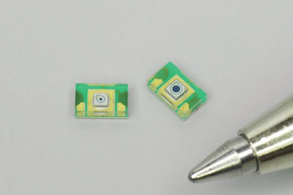 Low bias operation, for 800 nm band, small package Features Miniature and thin package:.8 3.
