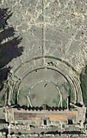 Figure 9.16: Schematic positions in the Odeon of Herodes Atticus (left) and the theatre of Argos (right).