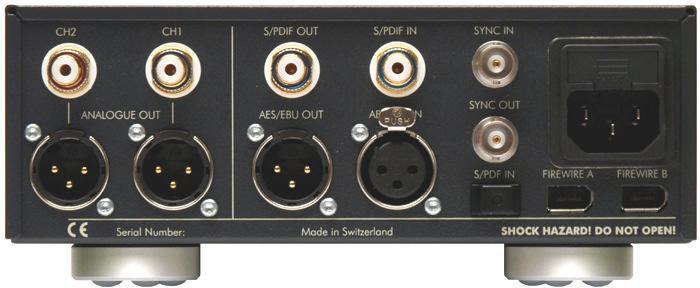 THE DAC202 D/A CONVERTER Features in alphabetical order Absolute polarity switch: The absolute polarity of the outputs can be inverted for optimizing the sonic impression.
