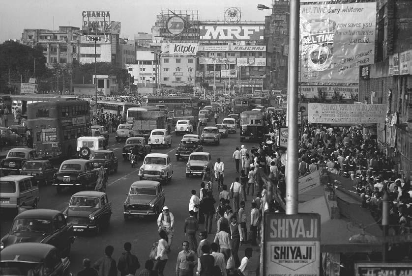 2 POP CULTURE INDIA! Kolkata at rush hour. (G.
