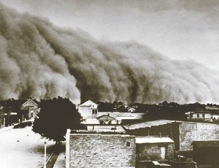 MEDIA: VIDEO The Dust Bowl CriticalPast CONTENTS How do people survive a nightmare?