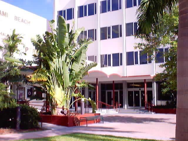 CITY OF NORTH MIAMI BEACH JULIUS LITTMAN PERFORMING ARTS THEATER 17011 NE 19 TH AVENUE NORTH MIAMI BEACH, FL 33162 PHONE: 305 948 2957 (ADMINISTRATION) Directions: I-95 - Exit Miami Gardens Drive -