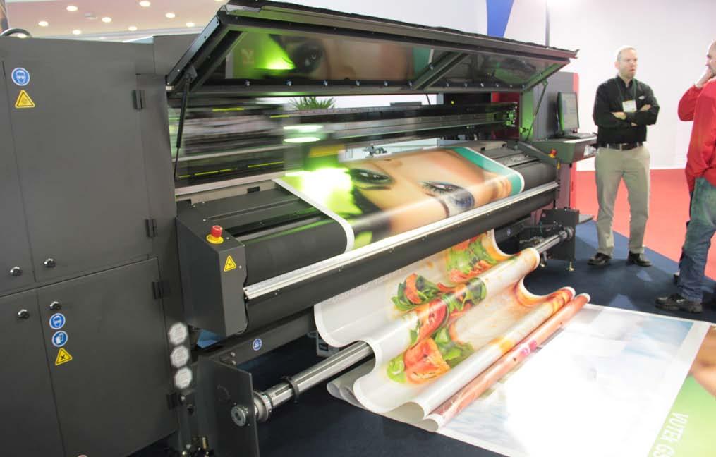 UV- cured printers: LED-curing is also gradually entering here in Brazil. But the grand format UV-cured printers are still using mercury arc lamps.