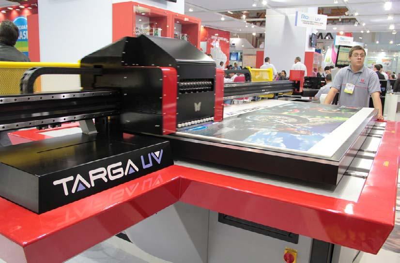 If you prefer to see the brands offered specifically in Brazil, you have this experience at the Serigrafia Sign expo.