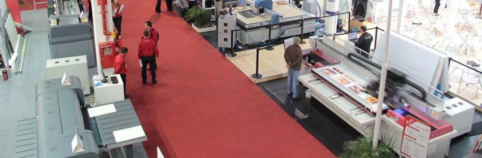 We show these in the final special FLAAR Report on textile printer (inks and heat transfer machines). DX5 (DX6 and DX7) Printheaded Printers: Several brands were exhibited.