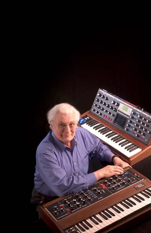 IN THE MOOG Trevor Pinch Department of Science and Technology Studies, Cornell University tjp2@cornell.edu It is now 6 years since Bob Moog (Figure 1) passed away.