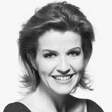 ANJA FRERS / DG Anne-Sophie Mutter violin Anne-Sophie Mutter is one of the most famous violin virtuosos of our time and in 2016 will celebrate the 40th anniversary of her debut at the age of 13 in