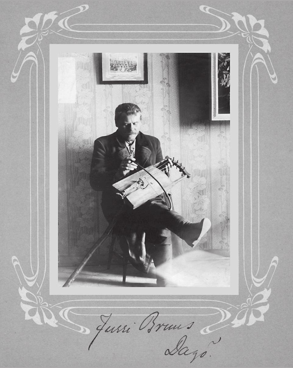 16 Hiiu kandle mängija Jüri (Georg) Bruus Helsingis 1908 / Bowed harp player