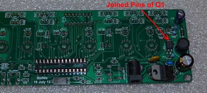 Insert the 28 way IC socket into the PCB at the IC2 position, ensuring that the notch at one end is aligned with the corresponding marking on the PCB.