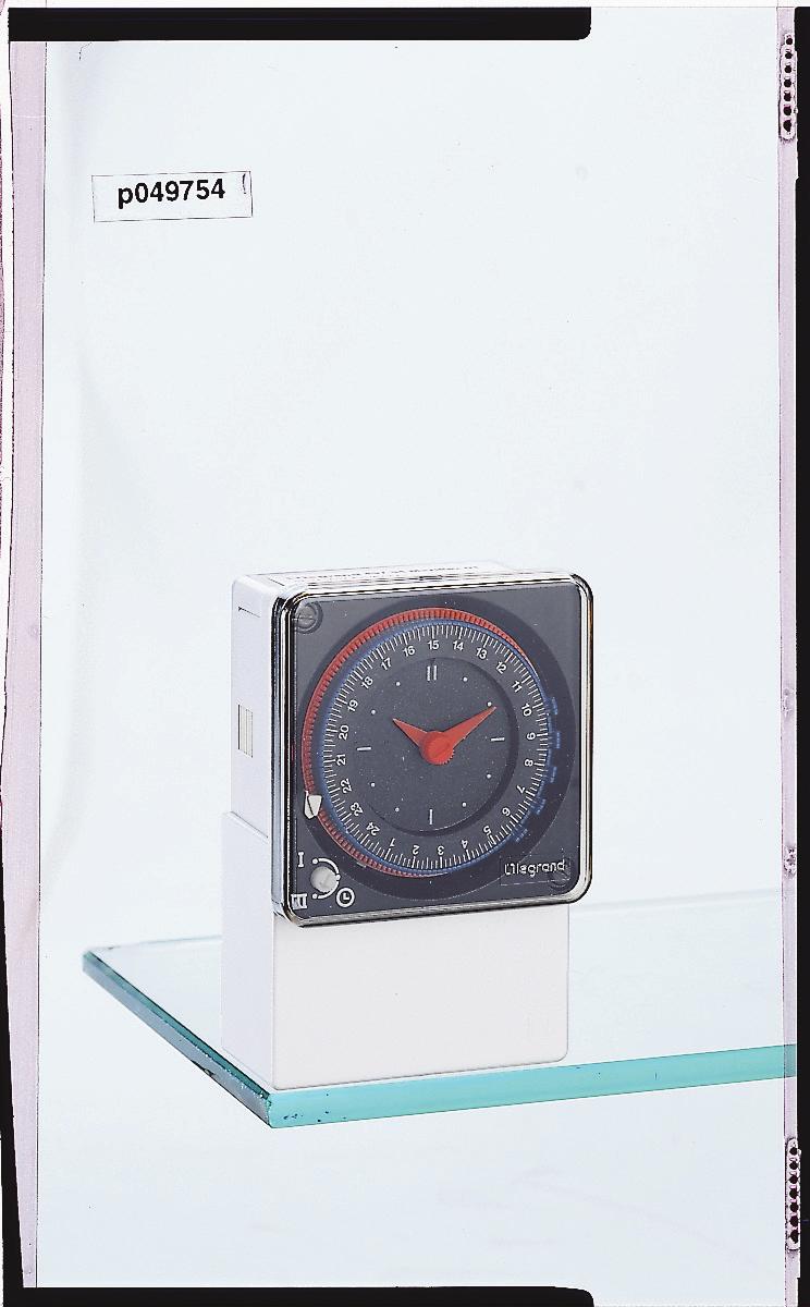 Analogue time switches Electro-mechanical surface mounting Analogue time switches Electro-mechanical surface mounting Technical data axirex EconoRex Type T QT W QW BTAP Cat. No.