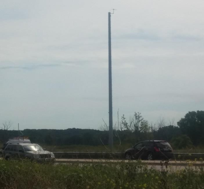 Chapman also provided a picture of a Mobilitie tower along Golf Road in Rolling Meadows.