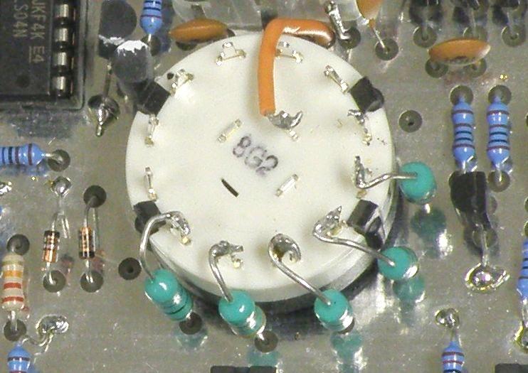 Finally, the frequency rotary switch was mounted and inductors soldered to it.