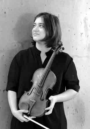 The winner of the 15 th Henryk Wieniawski Competition VERIKO TCHUMBURIDZE started her violin lessons at the age of 4 with S. Yunkus.