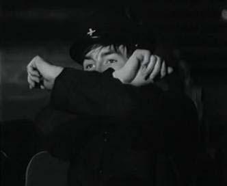 In Godard s version, there is the screeching sound of the train whistle; in 1895 the images were (supposedly) accompanied by a screeching audience.