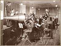 Instead, musicians played up close to a large sound horn that was connected to a needle that converted vibrations into