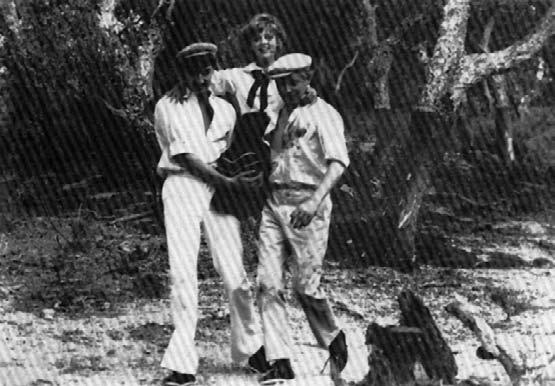 This brief sequence illustrates the thunderbolt effect Catherine has on Jules and Jim (Figures 8.2 and 8.3). FIGURE 8.2 Jules et Jim, 1961.