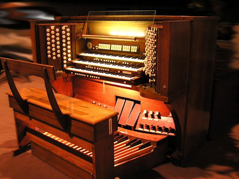 1969 Schantz Opus 918 3 manual 46 rank American Classic Pipe Organ $186,000 installed and working in Joplin, Missouri - ready for removal Opus 918 is a premium example of the Schantz Organ Company.