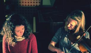 3 pm : Sally Simpson & Catriona Hawksworth Sally and Catriona form a striking and dynamic fiddle and piano duo playing repertoire from the Scottish traditions alongside new compositions.