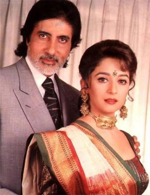 Shinaakht was planned with an out of the box duo of Amitabh Ji and Madhuri Dixit. It was a suspense thriller where Amitabh Bachchan played an undercover agent and Madhuri a college going girl.