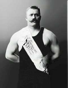 In 1905-1908, he won the greatest championships and became World Champion in French professional wrestling. In the 40 years of fighting, he never lost a single tournament.