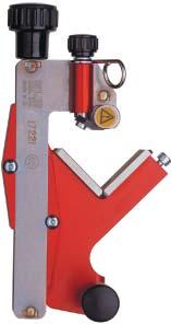 FBS 1722 1 Stripping tool for the vulcanized, outer conducting layer of XLPEinsulated cable Ø 10-52 mm.