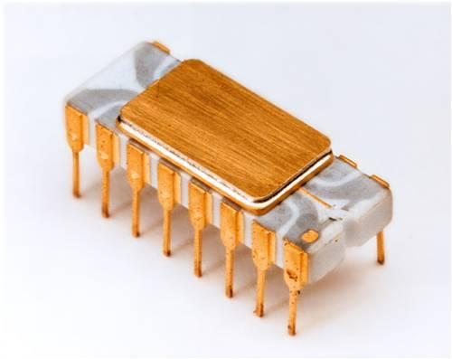 1971 The Invention of the Microprocessor In 1971, Intel publicly introduced the world's