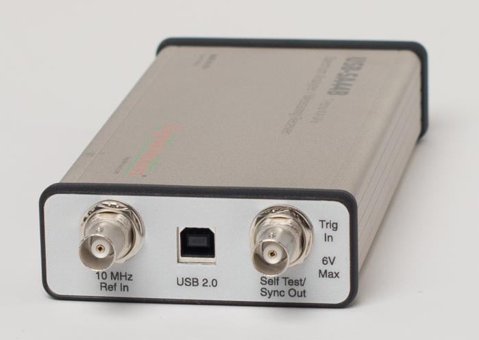 2 Getting Started Learn about the features of your USB-SA44B Signal Hound Spectrum Analyzer 2.1 FRONT & REAR PANELS The front panel includes a 50Ω SMA RF input.