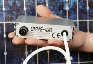 tại Đức vào năm 1992 OKE của Hà Lan đã phát triển bộ Micro- Inverter tần số cao vào năm 1995 Phát hành năm 1993,