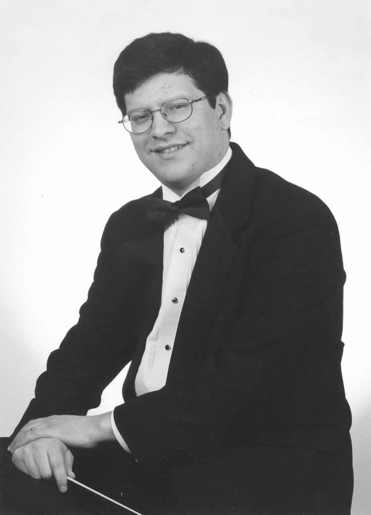 Chip De Stefano, Director of Bands Chip De Stefano received both his Bachelor of Music in Trombone Performance and Master of Music Education Degrees from Northwestern University.
