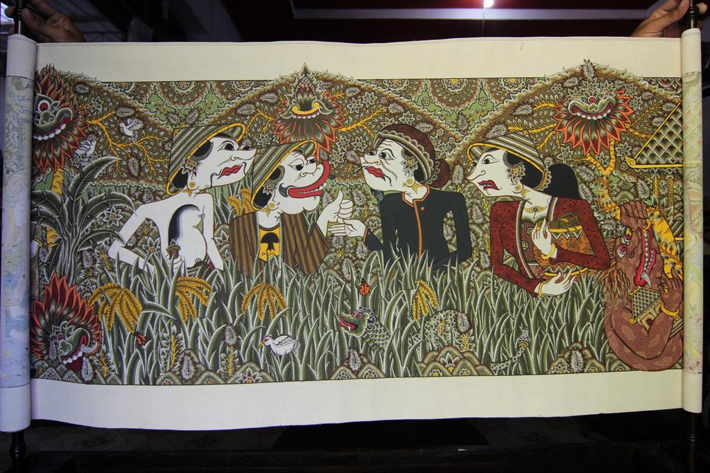MARINA PRETKOVIĆ, TEA ŠKRINJARIĆ. Reviving Javanese Picture Scroll Theatre 215 scrolls from Pacitan, scenes which inspired her to create her paintings on canvas.