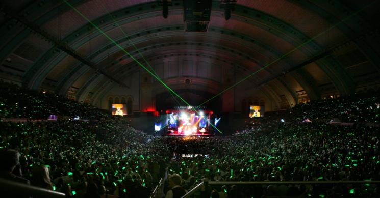 Historic Boardwalk Hall has played host to a sparkling list of dazzling entertainers and knockout sporting events throughout its 87 year history.
