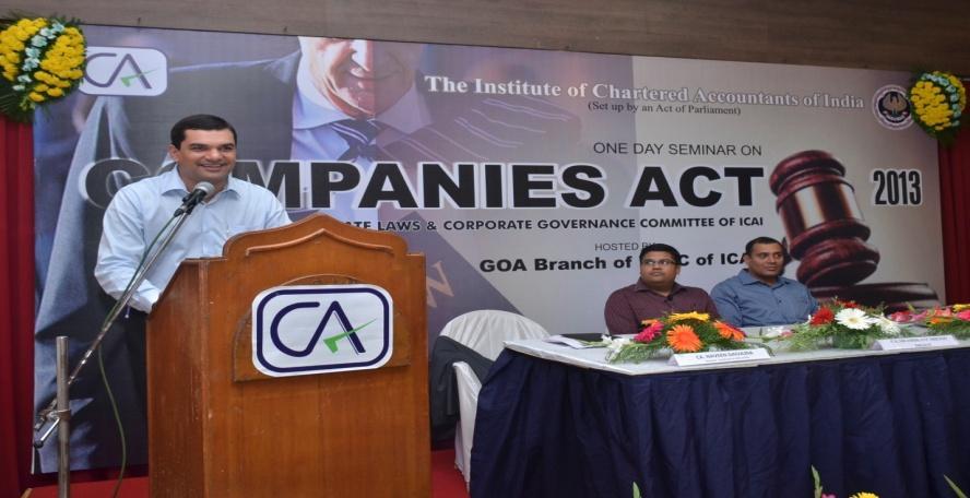 Shashikant Shenoy, Faculty addressing the participants at the One Day Seminar on Companies Act 2013 held on