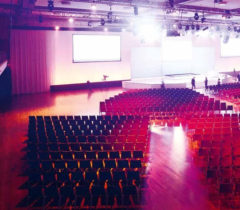 3.1 EVENT TECHNOLOGY GETTING THE TECHNOLOGY RIGHT From a fully-rigged infrastructure to an impressive performance stage, the Estrel Congress Center offers all-encompassing state-of-the-art