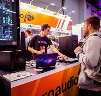 Exhibitors about the show DJ & Electro World Alexander Grigoriev Section head of Pioneer Professional Audio Ekaterina Agrest Marketing manager ProAudio Systems Drummers United Vitaly Melenty General