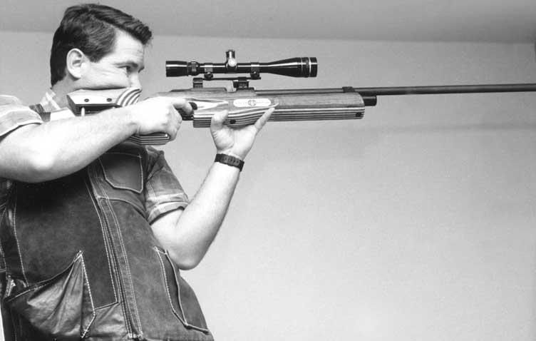 Air Rifle Training for Highpower [how and why] Glen Zediker Here s David with his Steyr. It s a valuable training tool for him.