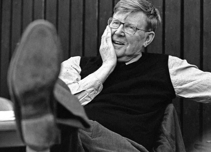 Interview Alan Bennett photo Ivan Kyncl ALAN BENNETT, the playwright (given before the original production in 2004) How did you start to write The History Boys?