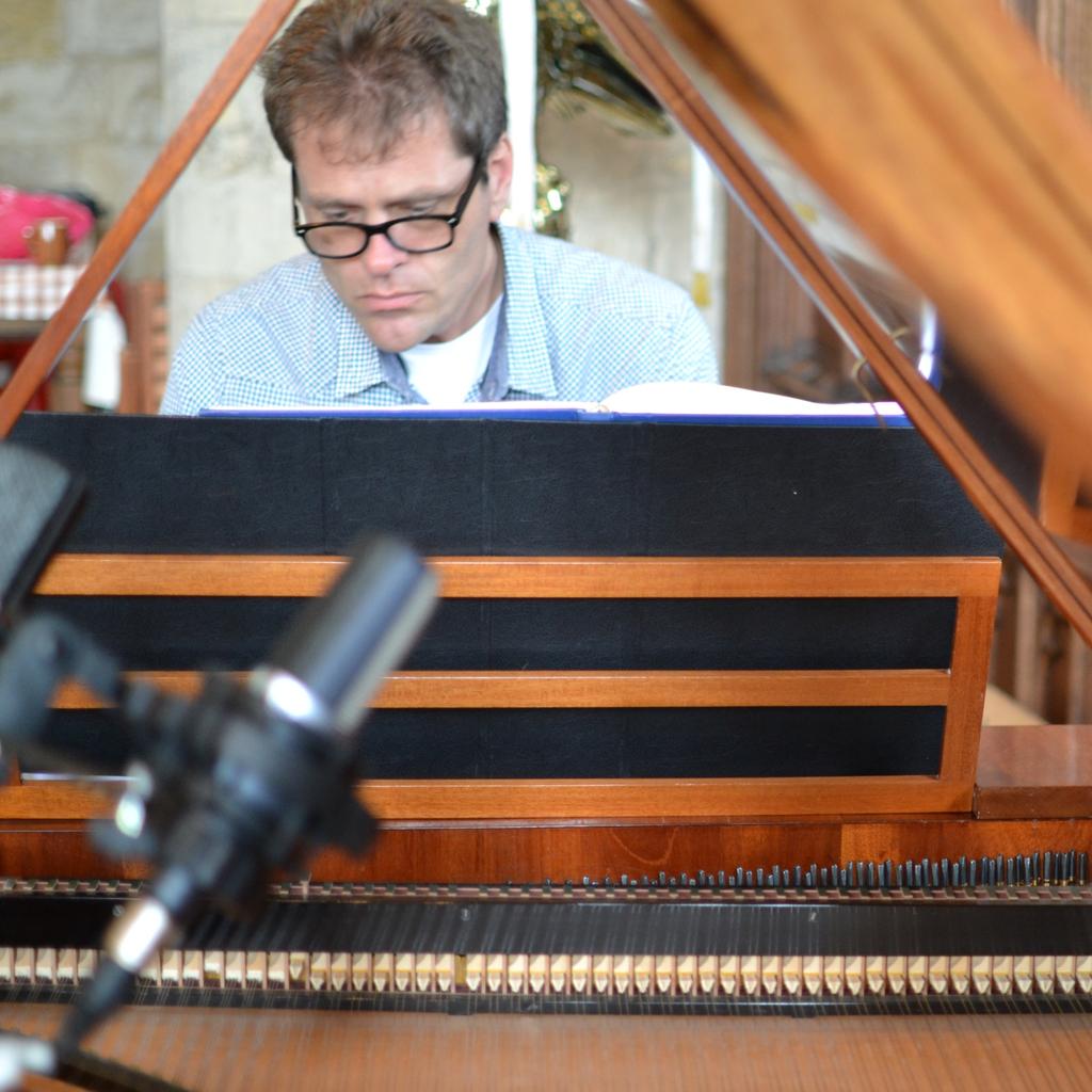 Pieter-Jan Belder (harpsichord & fortepiano) Since 1991, Pieter-Jan Belder has recorded more than 130 albums garnering him international recognition as a harpsichordist.