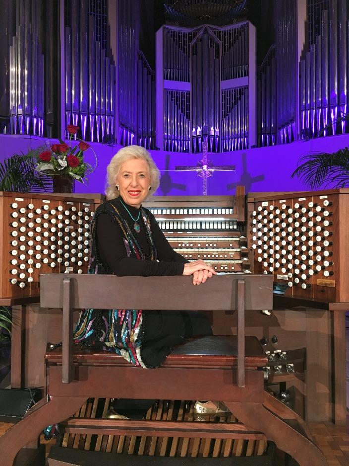 Sunday September 10th, 2017 at 3:00pm The Cathedral Organ Diane Bish Friends of Cathedral Music are pleased to present The First Lady of the Organ, Miss Diane Bish.