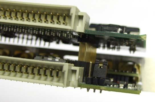 Link settings NI-300 CN1 Pins 1 2 3 CN1 on the de-multiplexer is used to select either Fibre or BNC as it s input.