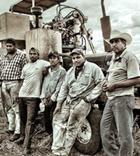 LOS HOMBRES INVISIBLES Documentary: 60 min This moving documentary places the spotlight on one of Canada's most vulnerable communities: migrant workers.