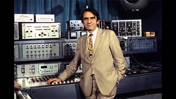 PIERRE SCHAEFFER Trained as a radio engineer for Radiodiffusion- Television Française (RTF) - 1940s worked creating radio operas, combining nonmusical sounds into montages Employed