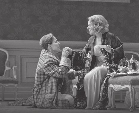 2016 17 season Elīna Garanča as Octavian and Renée Fleming as the Marschallin in Strauss s Der Rosenkavalier The Metropolitan Opera is