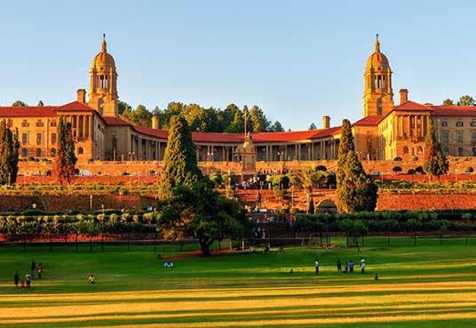 WELCOME TO THE CITY OF TSHWANE The City of Tshwane is a large, sprawling metropolis, with Pretoria as the central suburb.