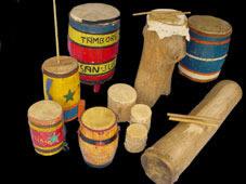 Tambores de San Juan: furro, cumaco, palitos (drum sticks), fulía Quitiplas