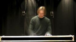 Alexander Refsum Jensenius Average image Motion average image Figure 3: The average image (left) shows a blurred version of the performer as it transpires over the entire recording.