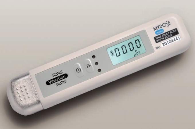 3. Personal digital dosimeter PDM 222VB (Radiation dose rate: 1 μsv/h 1 Sv/h Accumulated dose: 1 μsv 10 Sv) Hitachi Aloka Medical, Ltd.