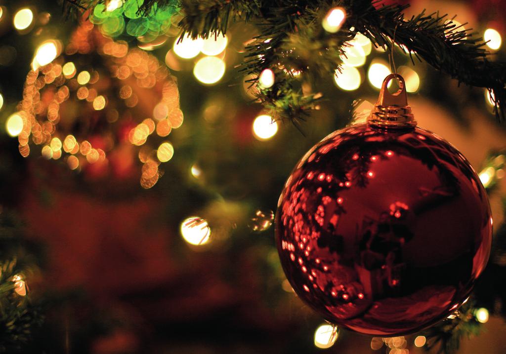 Traditional English Carols by the Christmas tree performed by Of One Accord choir, Tuesday 5 December, 8.