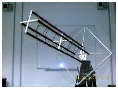 Both antennas (see Figure 9 and 10) are equipped with an automatic tracking system, controlled by a PC, to follow the satellite.